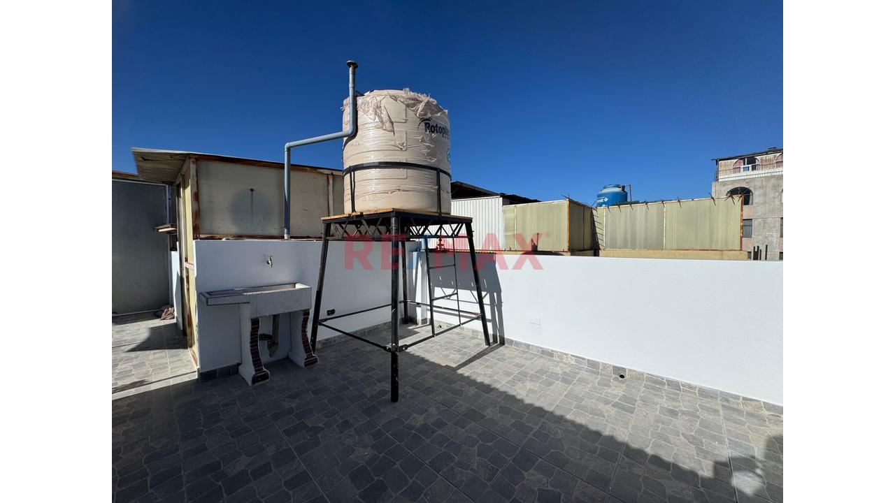 Alquilo Monoambiente Con Terraza Privada – Cerca Al Coliseo Arequipa - 4