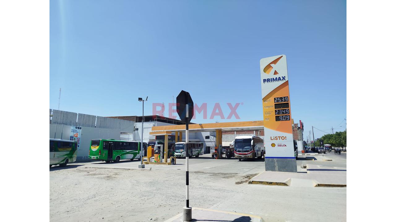 Venta De Local Industrial - A Una Cuadra De La Av. Sánchez Cerro En Esquina - 2