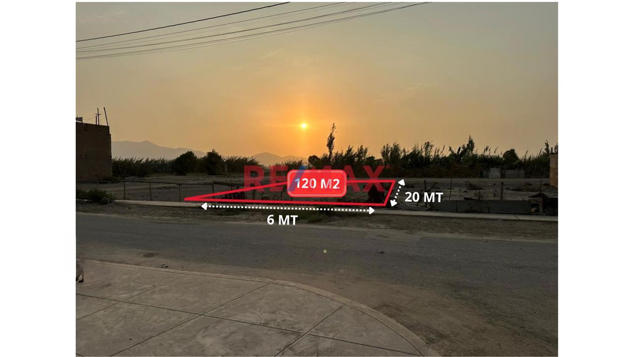 Venta De Terreno 120M2 Frente A Parque Carabayllo