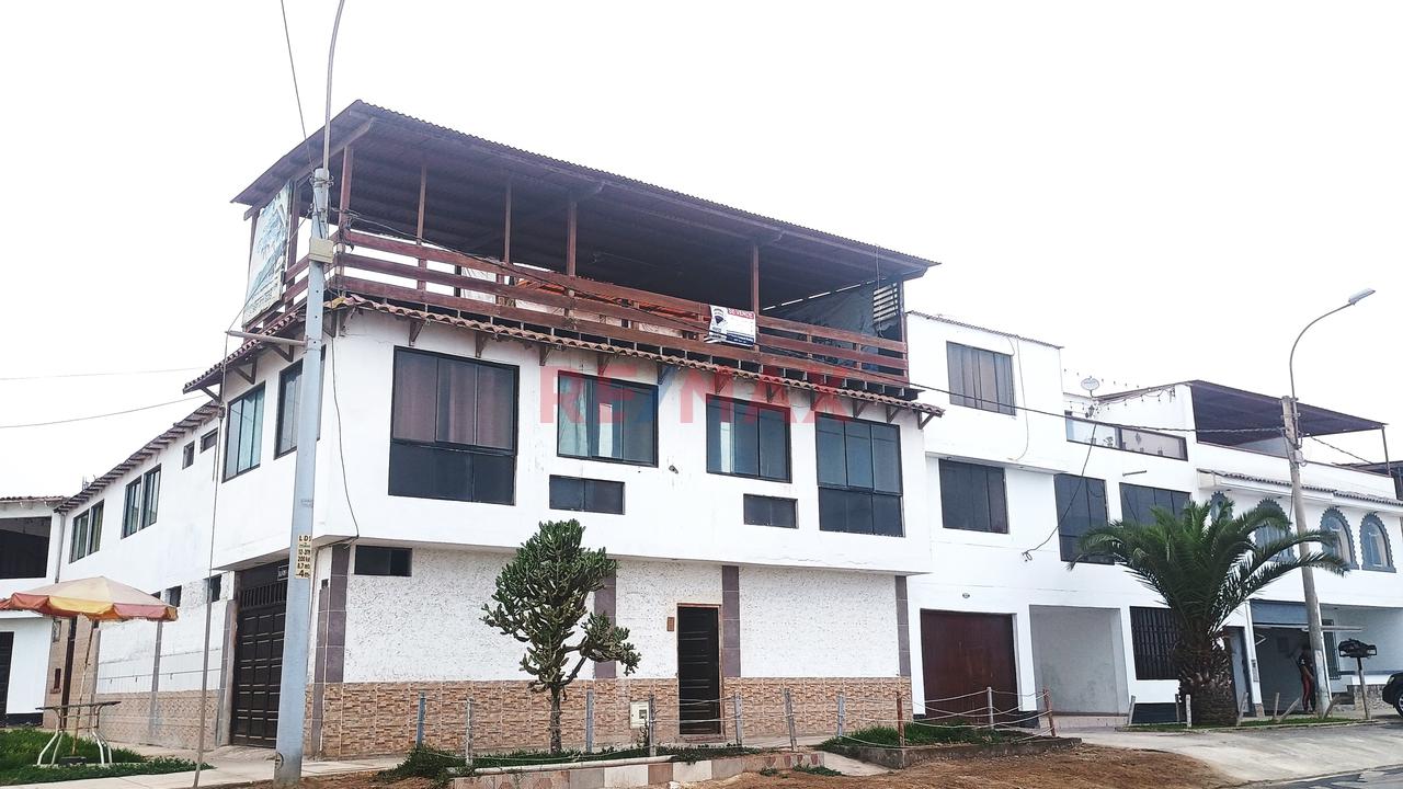 Exclusiva Oportunidad De Inversión Terreno Frente Al Mar En Playa El Silencio Punta Hermosa - 2