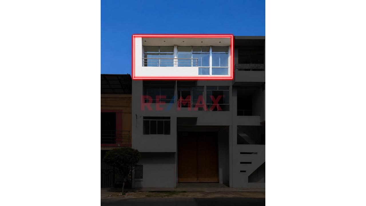 Se Vende Amplio Departamento De Estreno En El 3Piso- Urb. San Vicente - 12