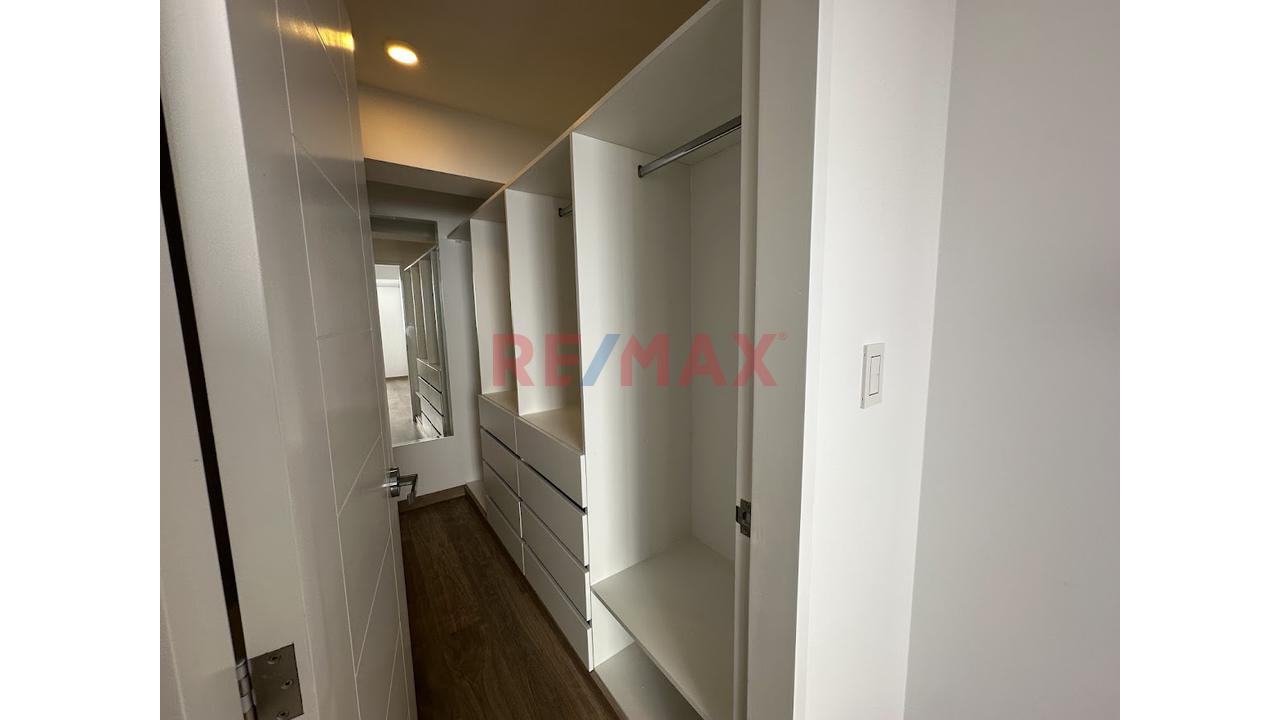 Venta De Departamento Duplex En San Borja - 15