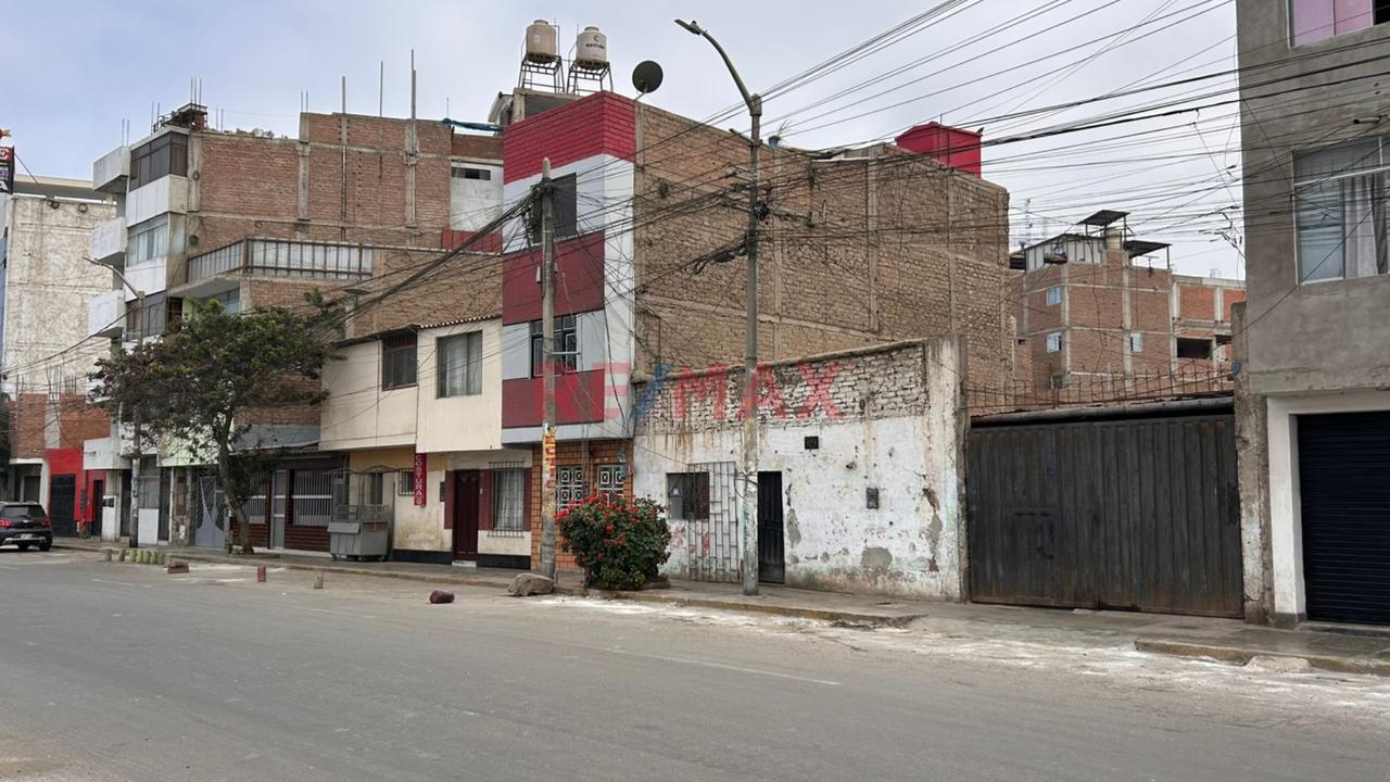 🚨 Venta De Amplio Terreno En Urb. Chicago — Zona Comercial - 3