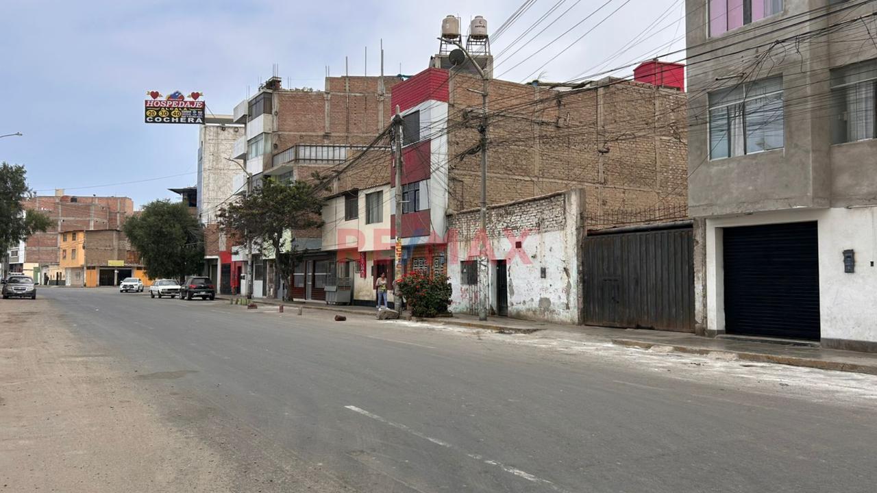 🚨 Venta De Amplio Terreno En Urb. Chicago — Zona Comercial - 4