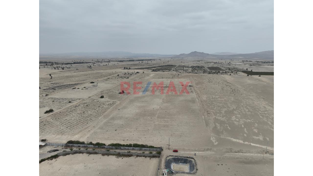 Gran Oportunidad De Inversión: Terrenos Multi-Zonificación En Paracas (Desde 10 Hasta 84 Hectáreas) / $25.00 X M2 — foto 2