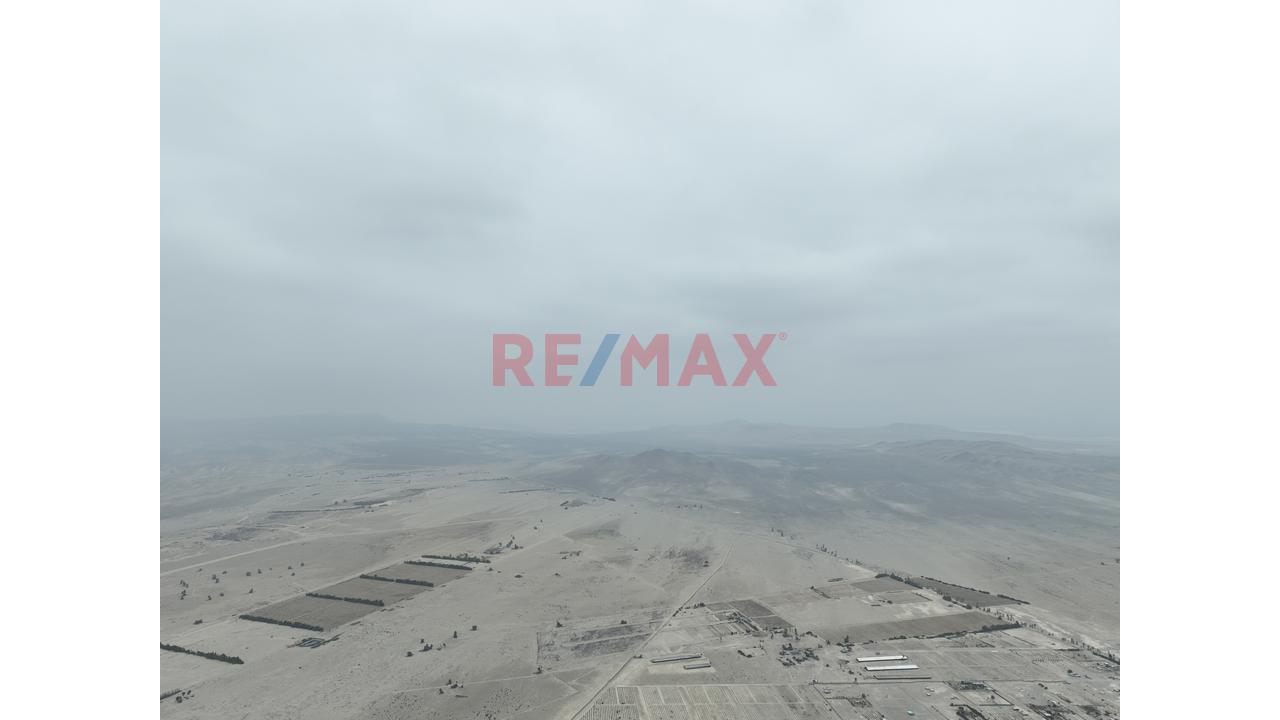 Gran Oportunidad De Inversión: Terrenos Multi-Zonificación En Paracas (Desde 10 Hasta 84 Hectáreas) / $25.00 X M2 — foto 3