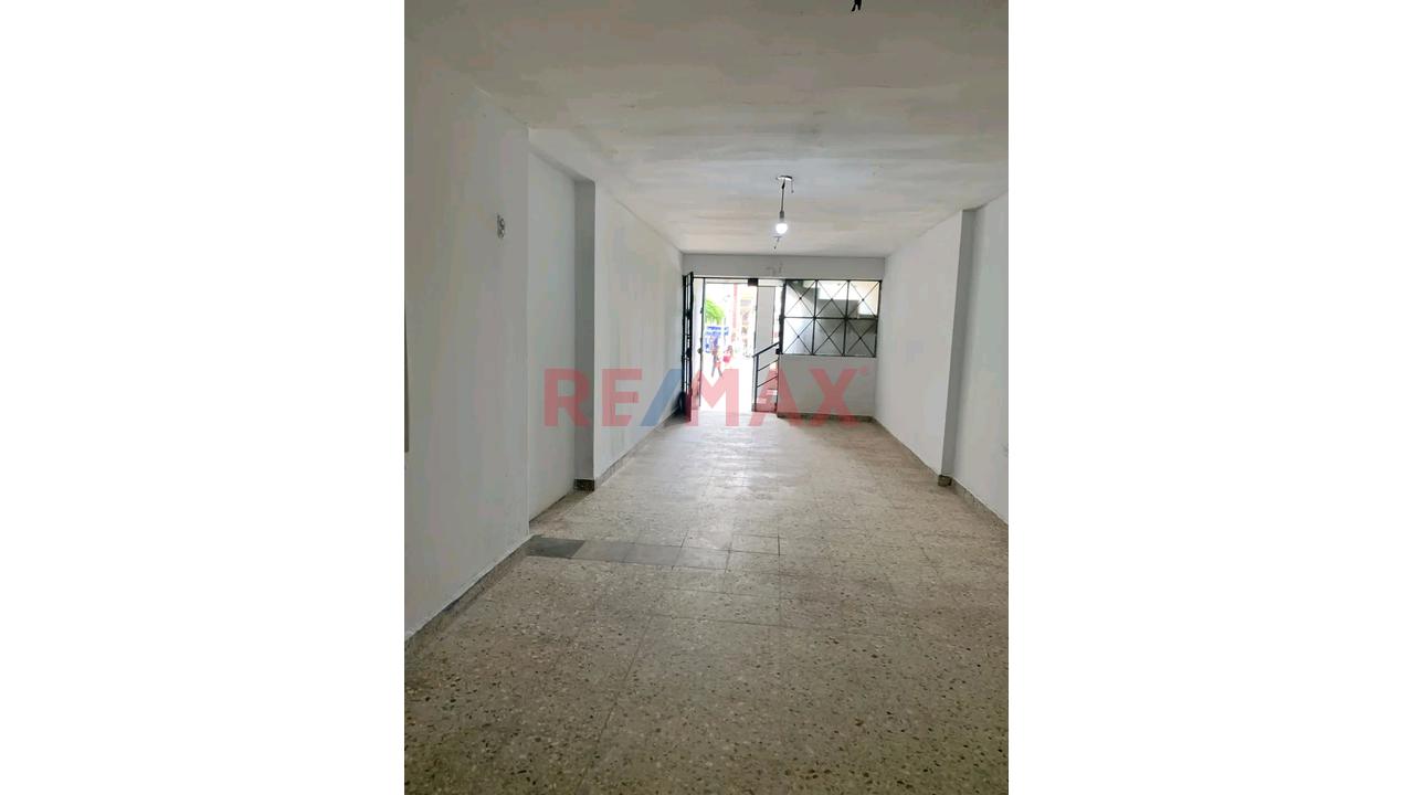 Alquiler De Local En Villa El Salvador De 80M2 - 2
