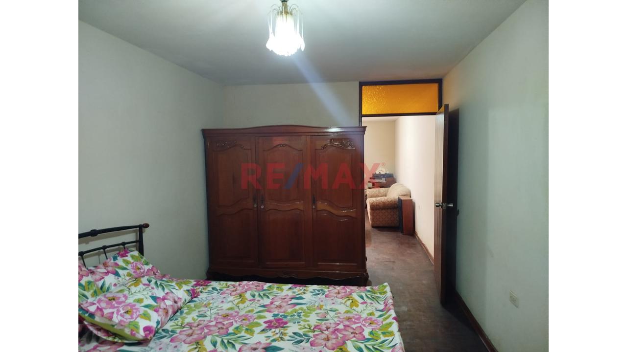 Casa En Venta - Urb. Latina - Chiclayo - 12