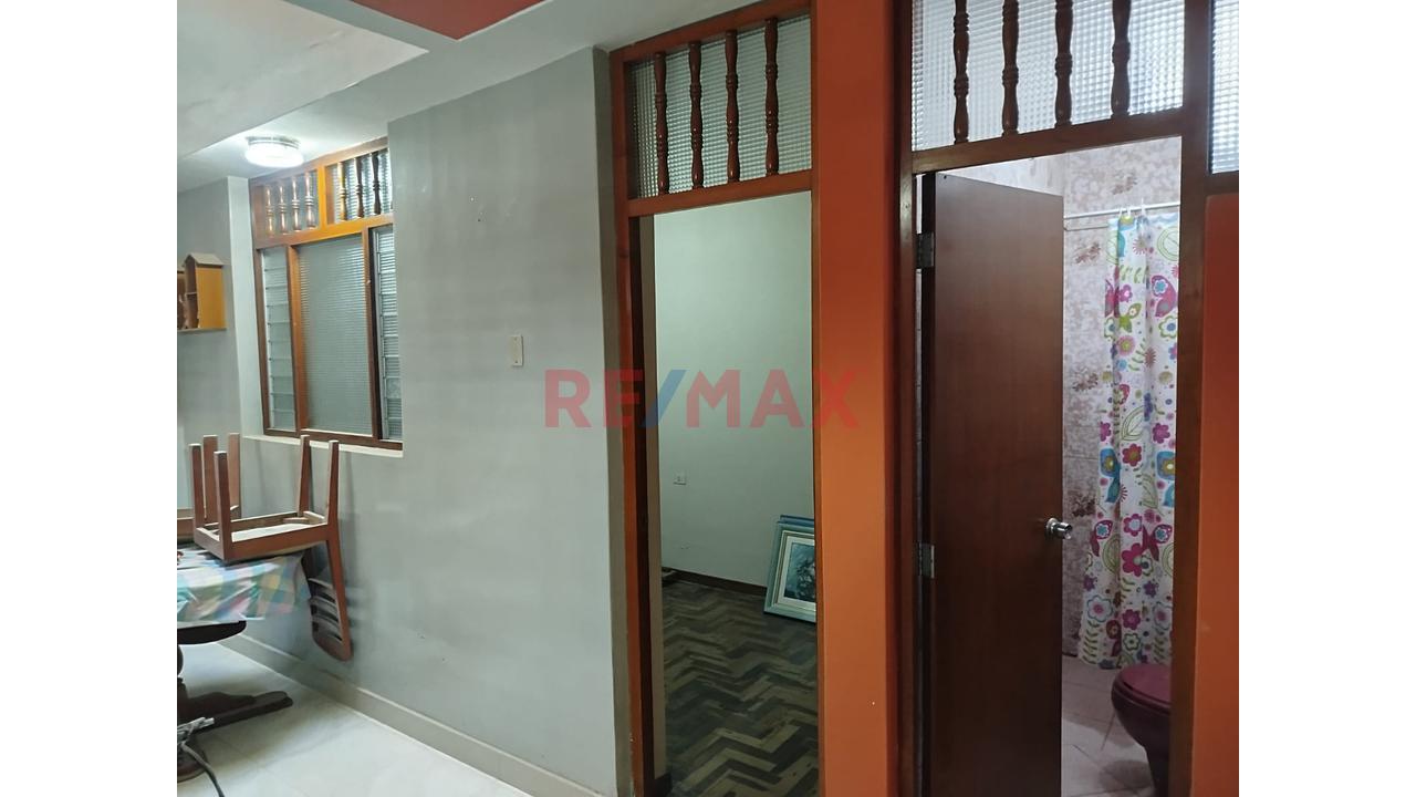Casa En Venta - Urb. Latina - Chiclayo - 2