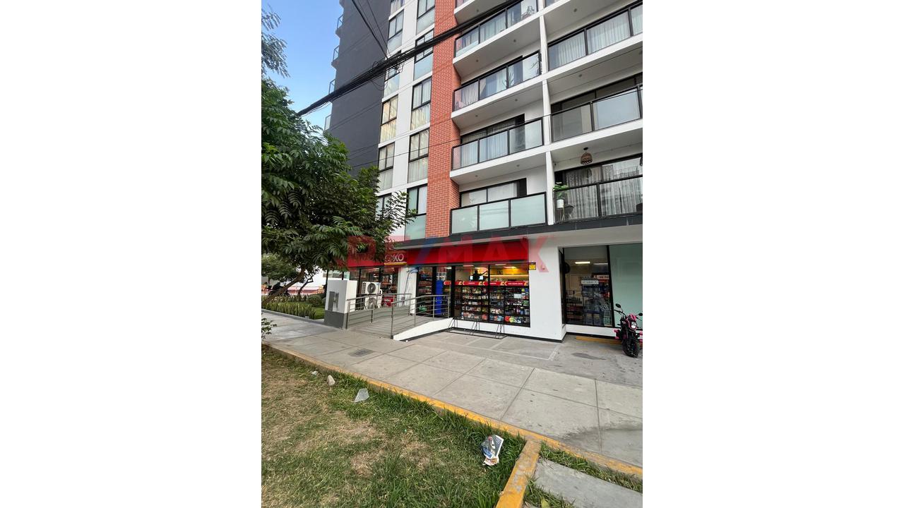 Moderno Flat De 1 Dormitorio En Jesus Maria / Piso 12 + Estacionamiento — foto 2