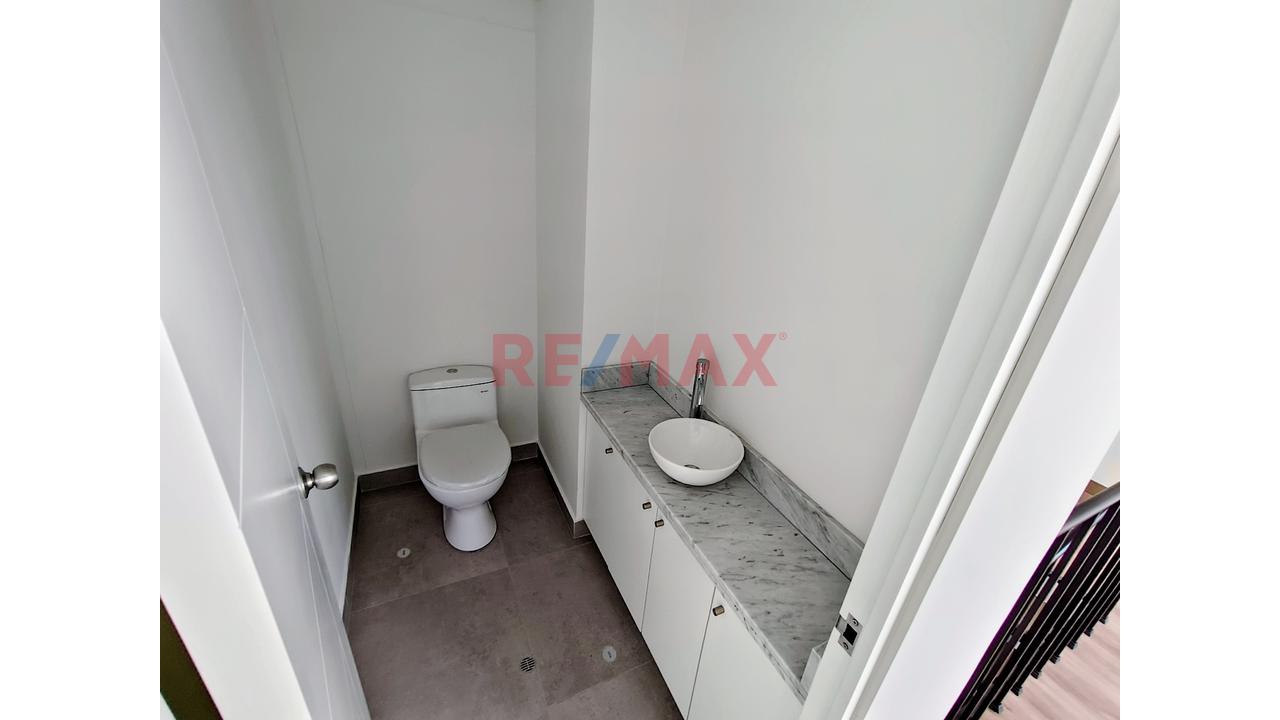 Venta De Departamento Duplex De Estreno Con Terraza Y Cochera En San Miguel - 14
