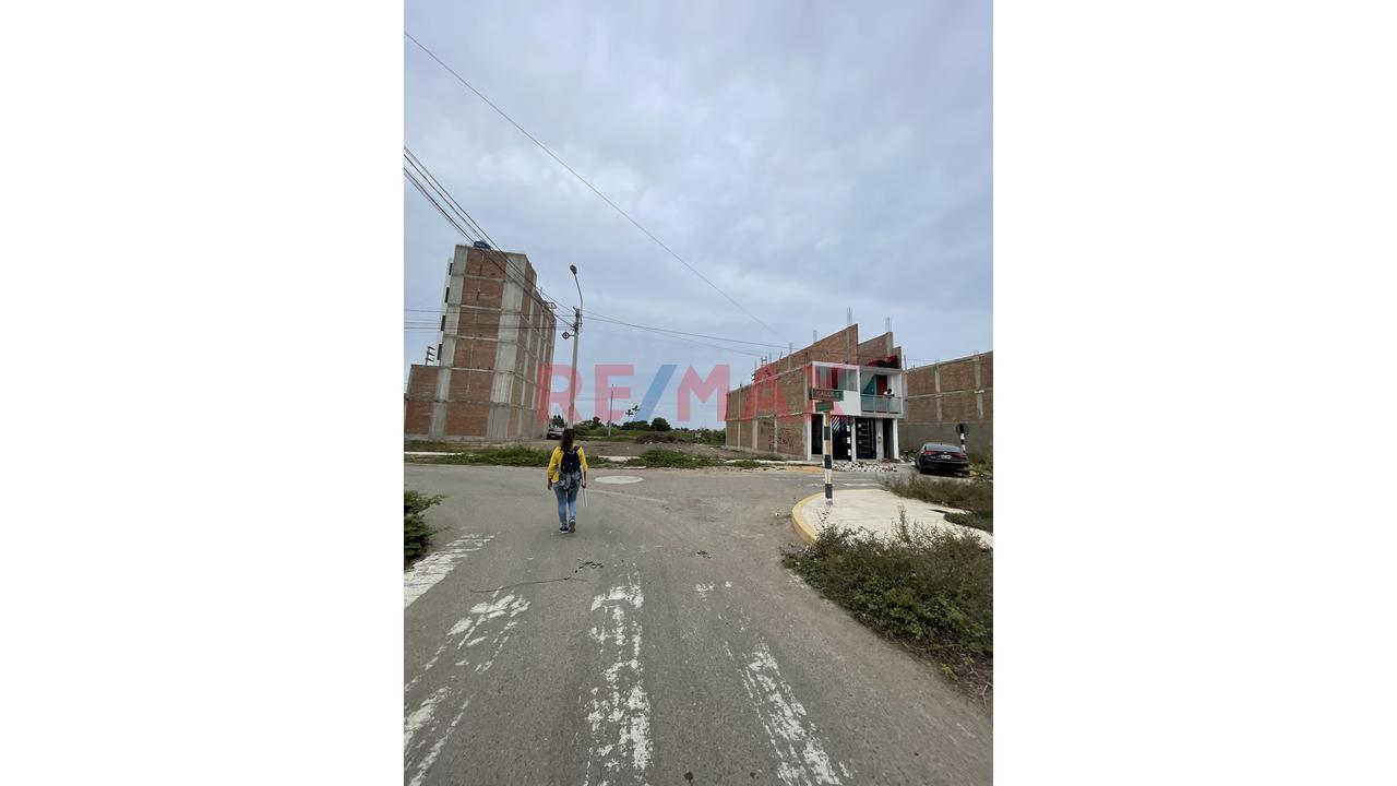 Terreno En Venta - Urb. La Ensenada, Pimentel — foto 4