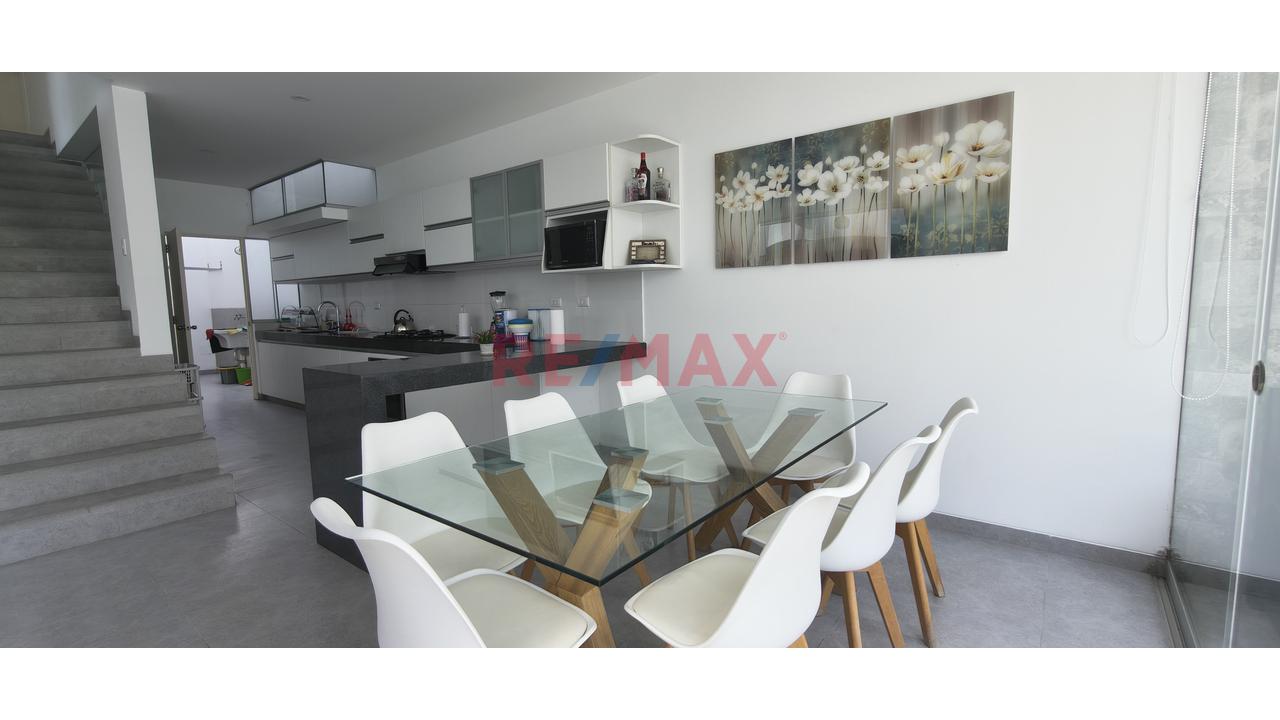 Venta Casa De Playa En Condominio "Mikonos" - 2