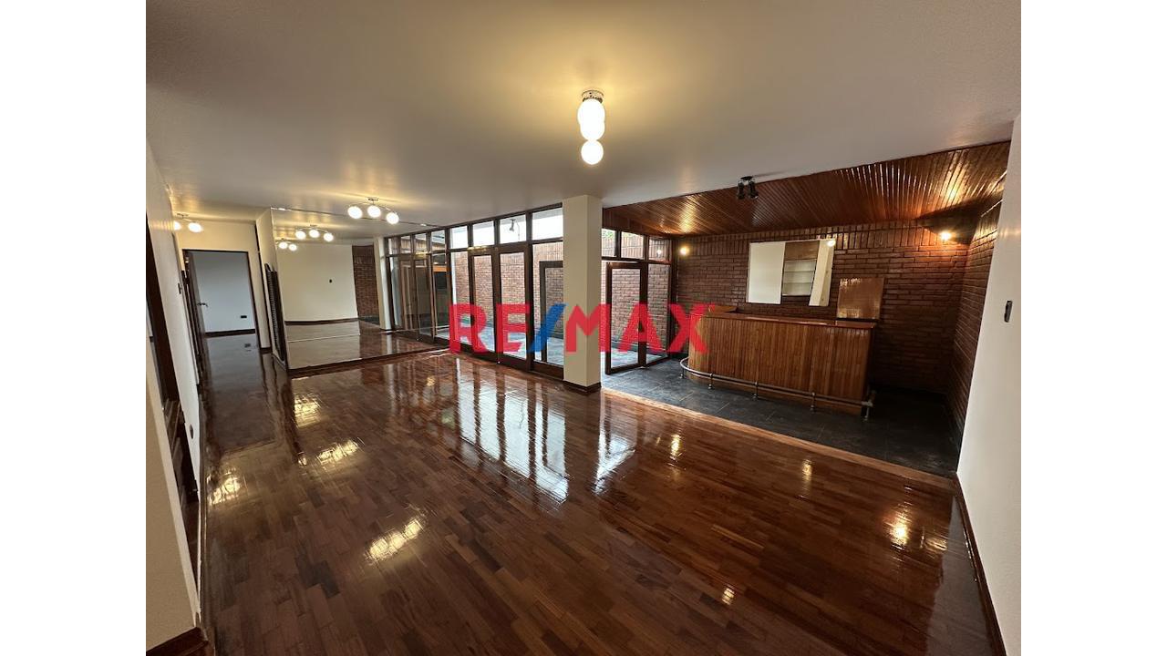 Venta De Departamento En San Borja - 1Er Piso
