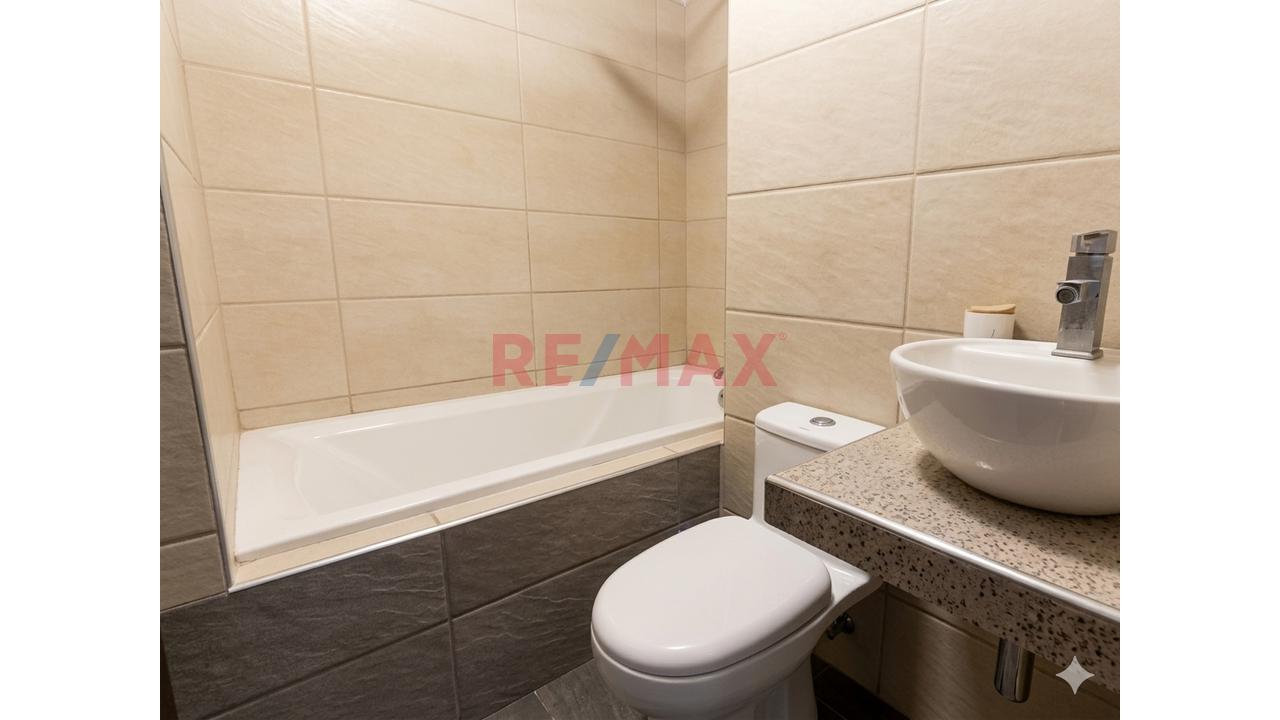 Venta De Departamento En  Jirón Los Tumbos, Urb Previ-Bocanegra — foto 11