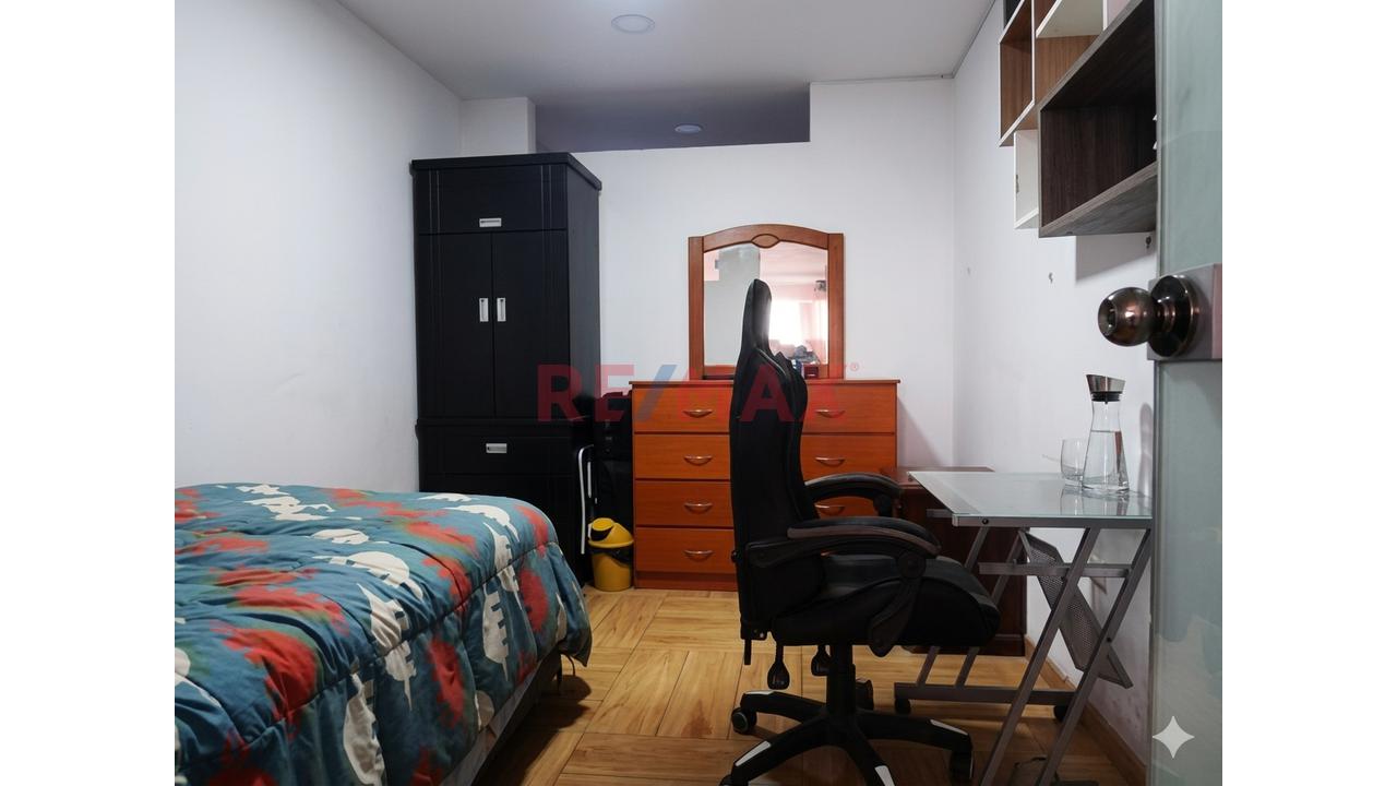 Venta De Departamento En  Jirón Los Tumbos, Urb Previ-Bocanegra — foto 3