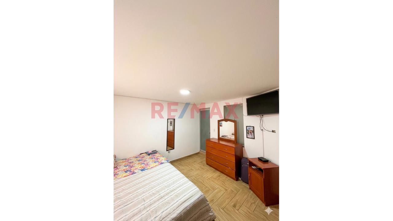 Venta De Departamento En  Jirón Los Tumbos, Urb Previ-Bocanegra — foto 7