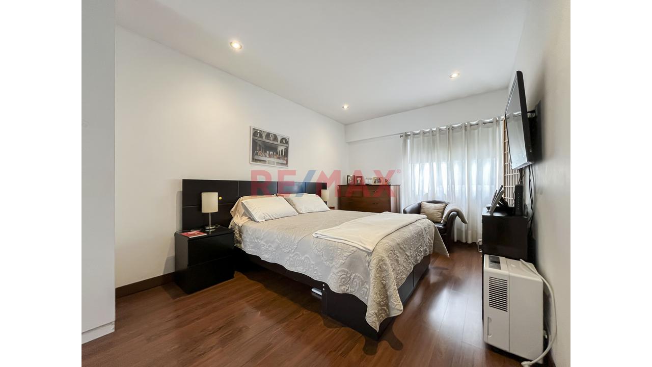 Se Vende Lindo Departamento Duplex Con Terraza En Chacarilla - Cal Monte Carmelo — foto 10