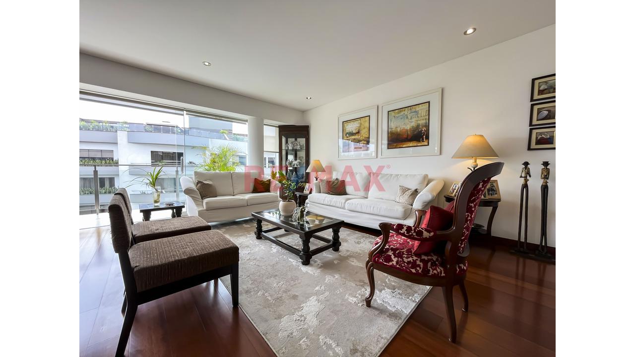 Se Vende Lindo Departamento Duplex Con Terraza En Chacarilla - Cal Monte Carmelo — foto 4