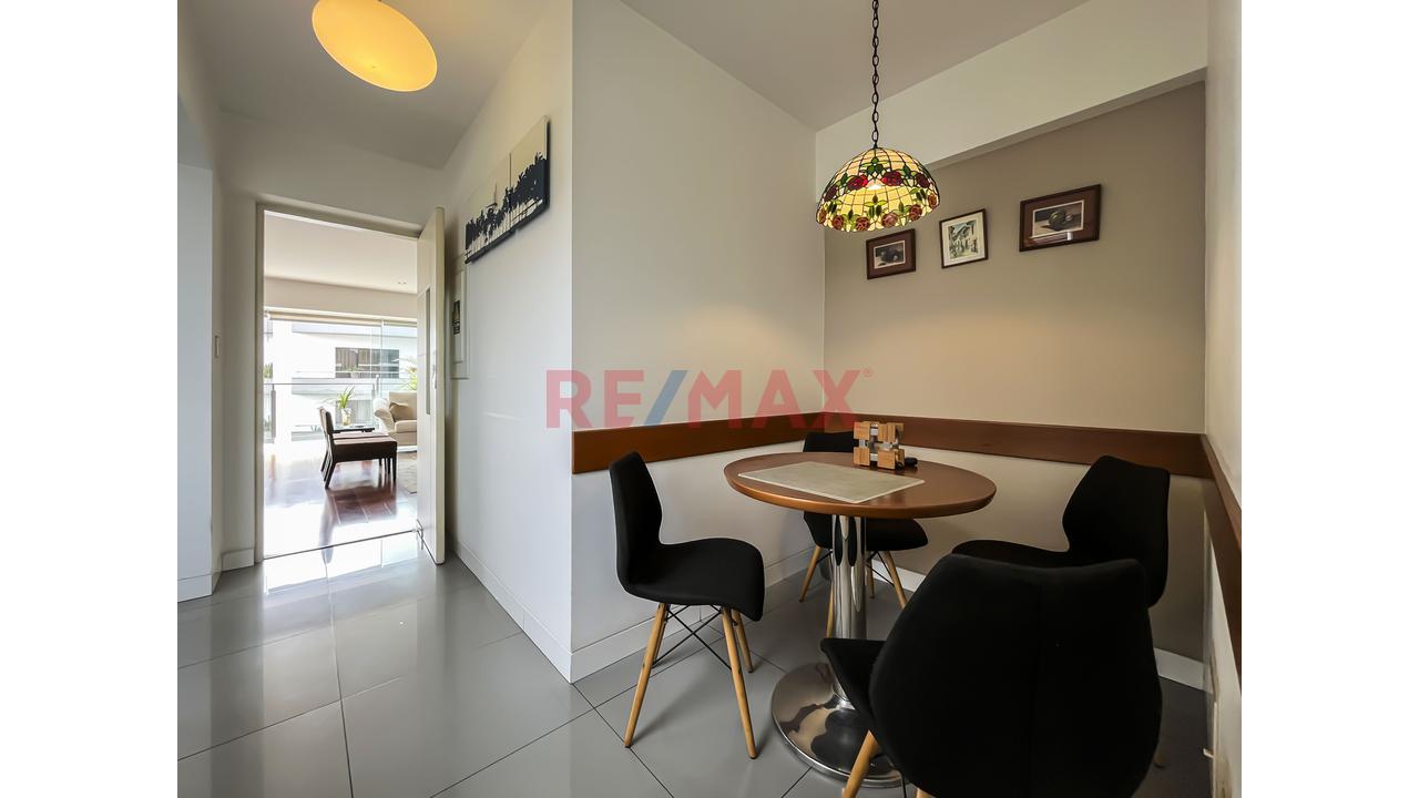 Se Vende Lindo Departamento Duplex Con Terraza En Chacarilla - Cal Monte Carmelo — foto 11