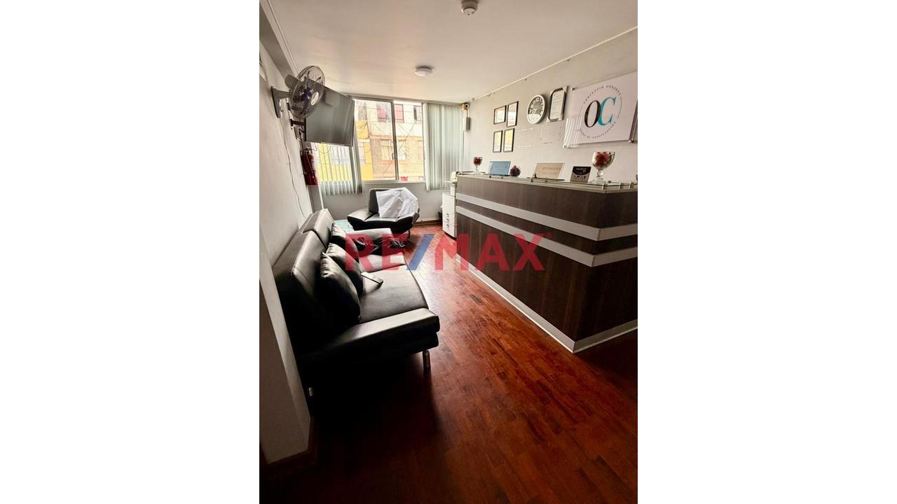 Venta De Departamento De 86M2 En La Victoria – 4To Piso
