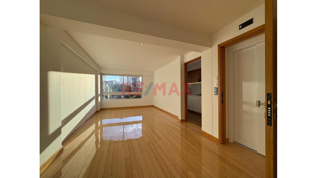 Departamento Frente A Parque – Magisterio - 19