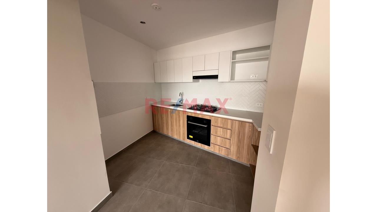 Vendo Moderno Departamento Duplex De 142M² En Surco — foto 3