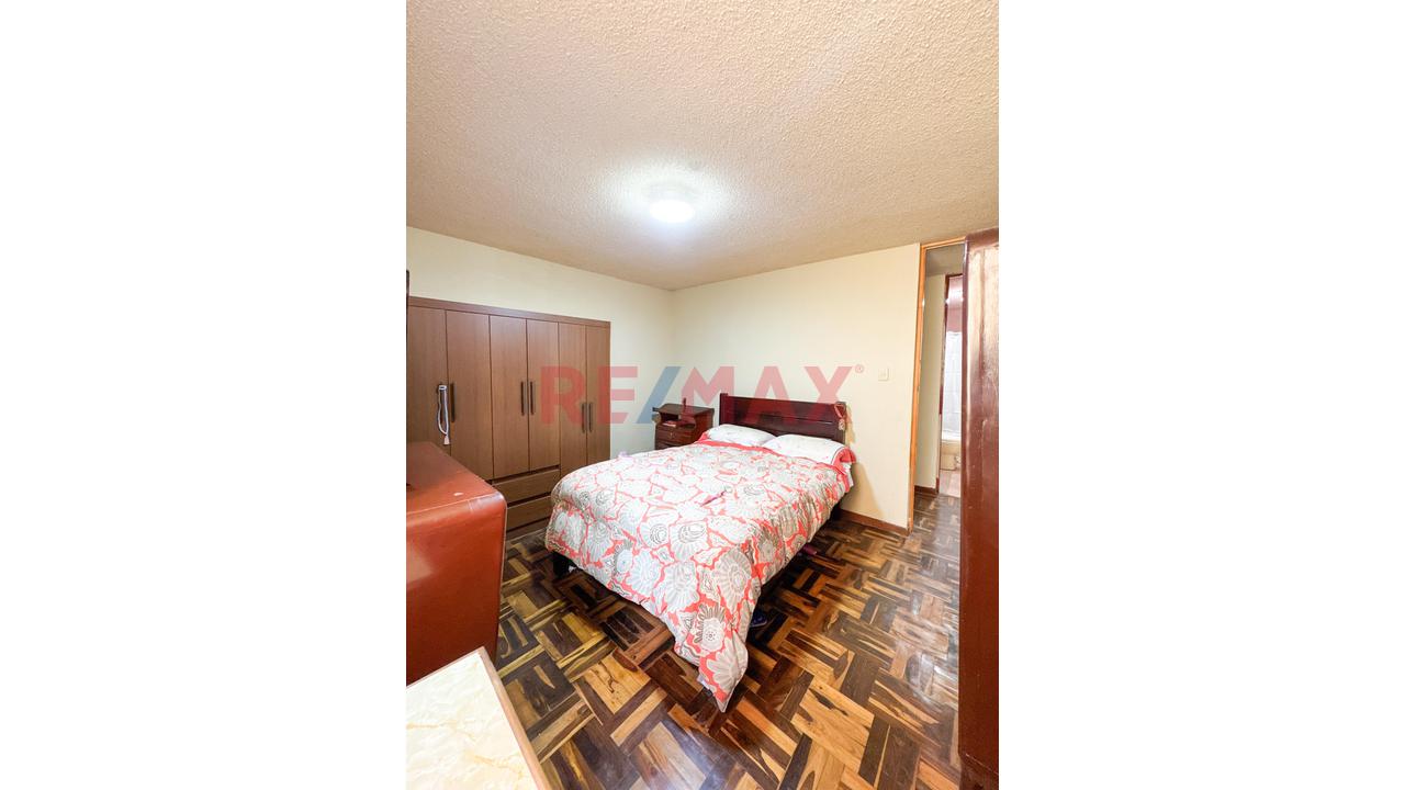 🏡 Casa Multifamiliar En Venta En La Perla – 2 Pisos Independizados + Aires - 8