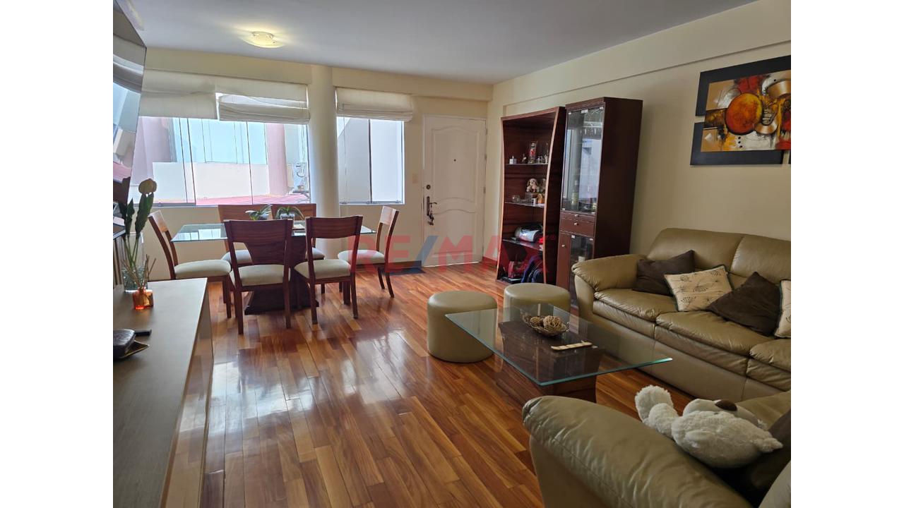 Vendo Departamento En Zona Exclusiva De San Borja - Incluye 2 Estacionamientos 📍✨🏡 - 5