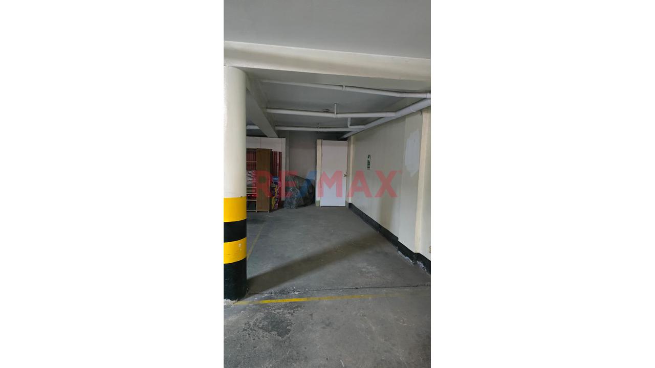 Vendo Departamento En Zona Exclusiva De San Borja - Incluye 2 Estacionamientos 📍✨🏡 - 15