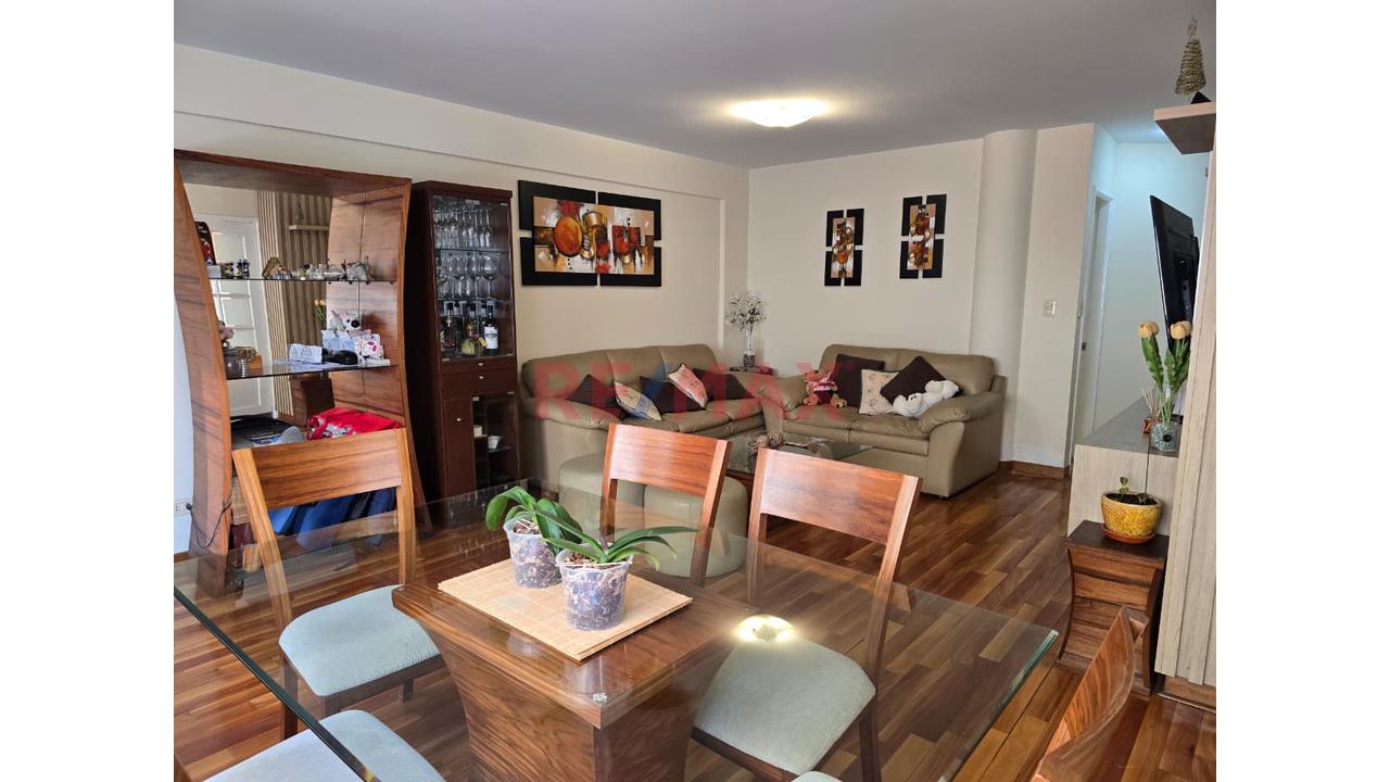 Vendo Departamento En Zona Exclusiva De San Borja - Incluye 2 Estacionamientos 📍✨🏡 - 4
