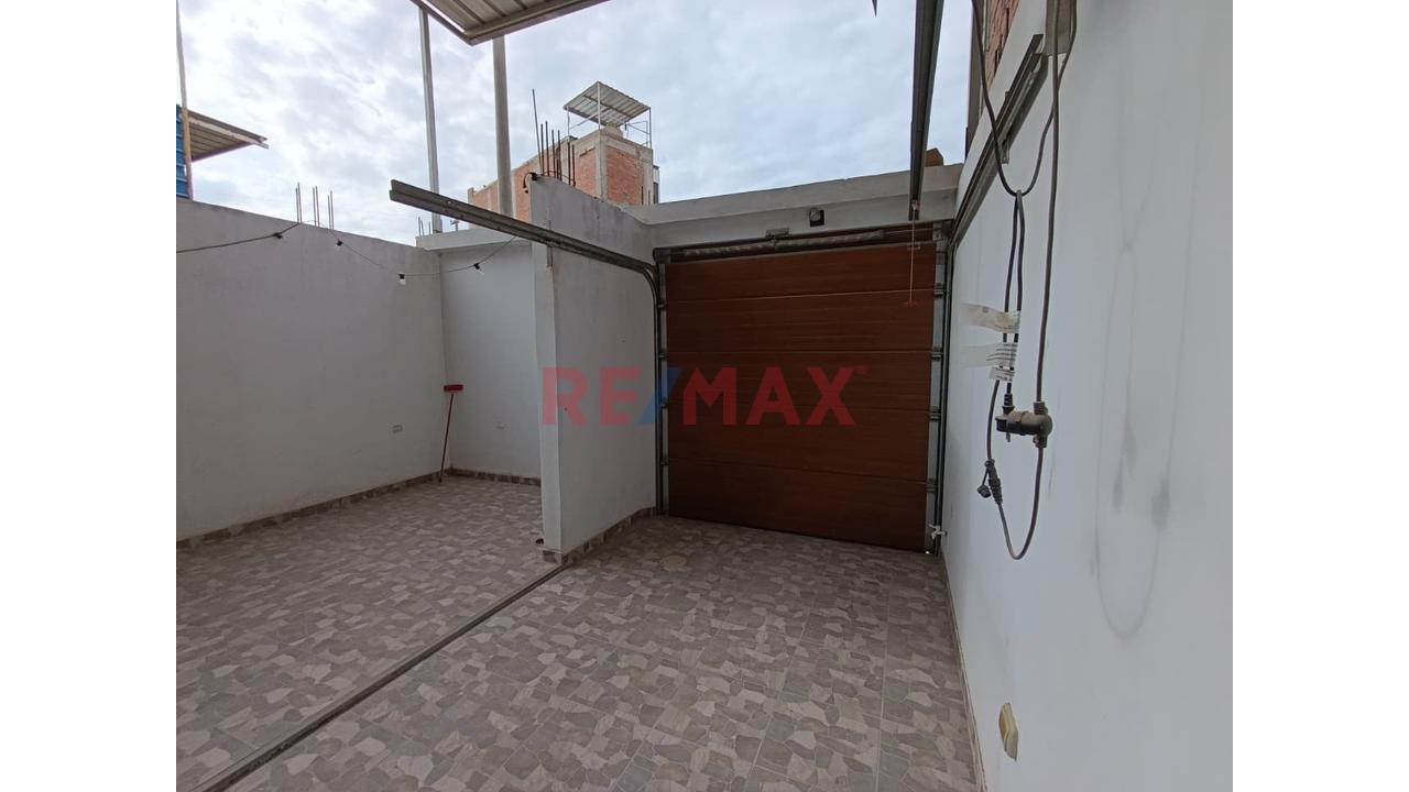✨ Vive E Invierte En Villa La Planicie 🏚️ Casa Moderna Con Cochera 🚗 Y Preparada Para 3 Pisos🧱 A Pasos De Av Gustavo Mohme - 12