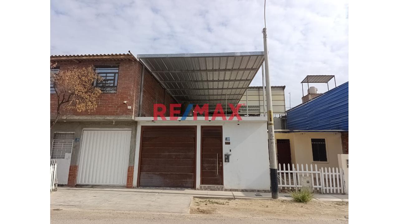 ✨ Vive E Invierte En Villa La Planicie 🏚️ Casa Moderna Con Cochera 🚗 Y Preparada Para 3 Pisos🧱 A Pasos De Av Gustavo Mohme - 1