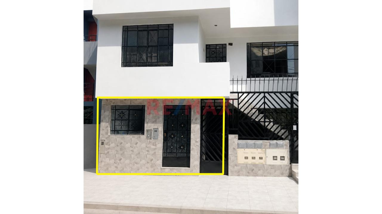 Venta De Departamento Dúplex Con Muy Buena Ubicación En Comas - 9