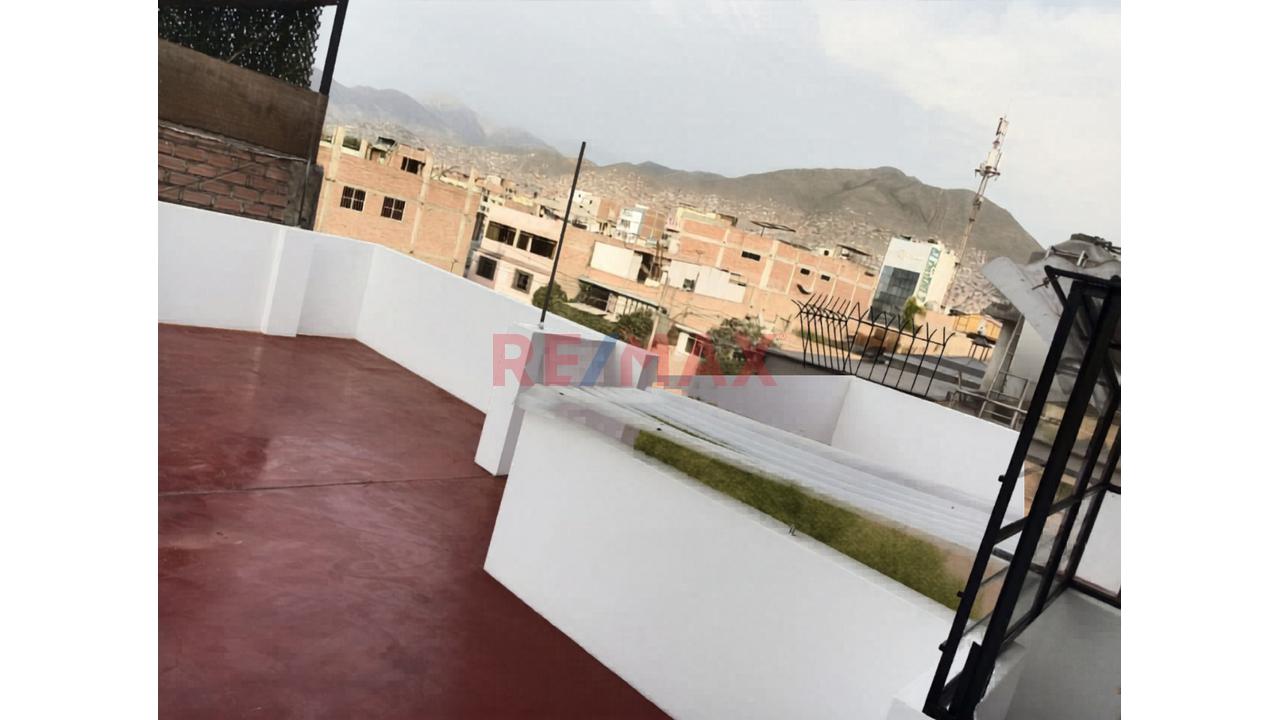 Venta De Departamento Dúplex Con Muy Buena Ubicación En Comas - 8