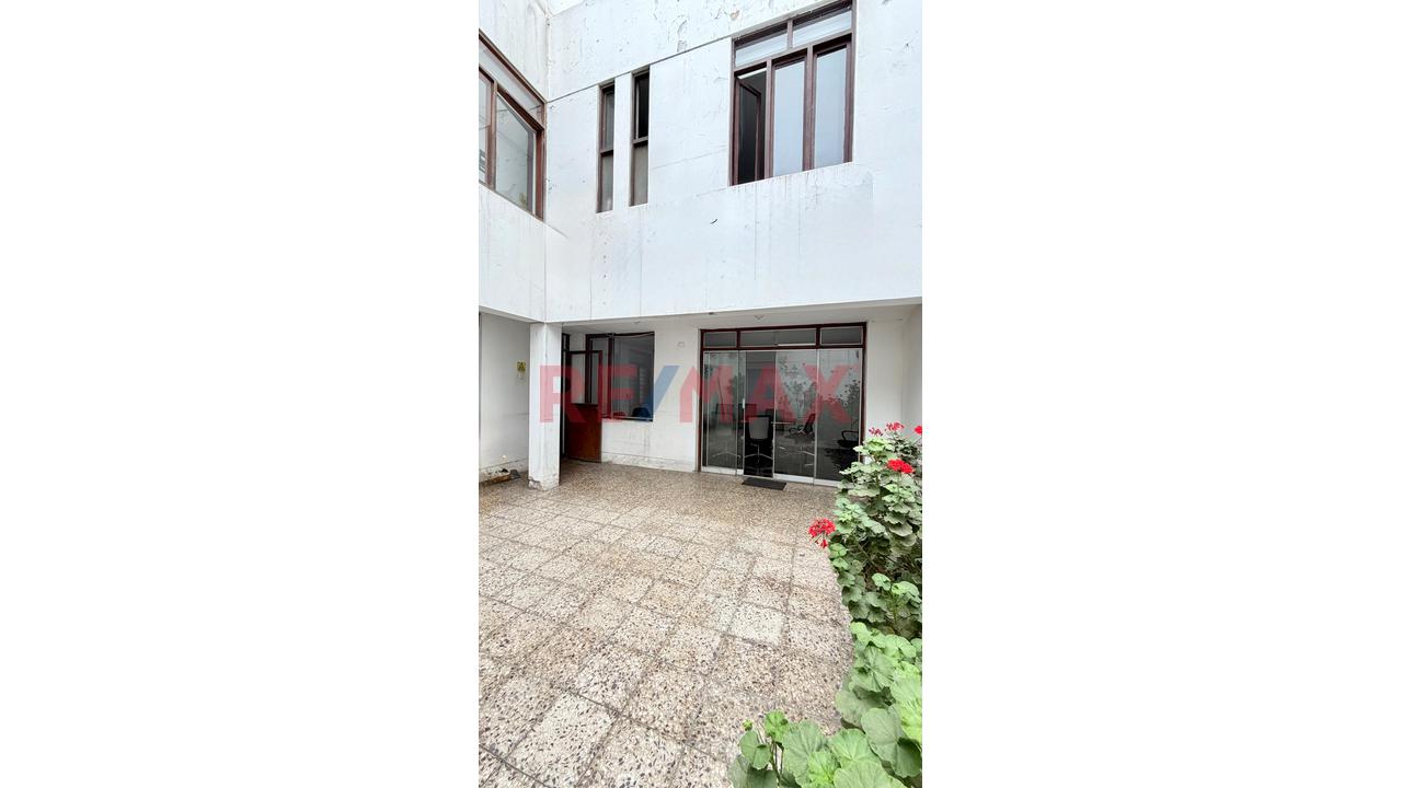 🔥 Oportunidad Única: Casa En Venta En La Urb. San Nicolas 🏡Cerca A La Unt - 2