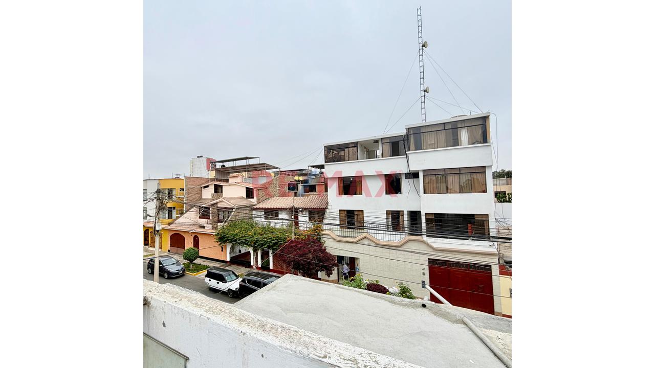 🔥 Oportunidad Única: Casa En Venta En La Urb. San Nicolas 🏡Cerca A La Unt - 14