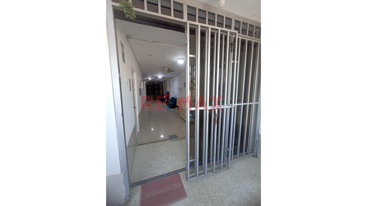 🔥 Alquiler De Local Para Consultorios U Oficinas En Av. Grau-Primer Piso - 3
