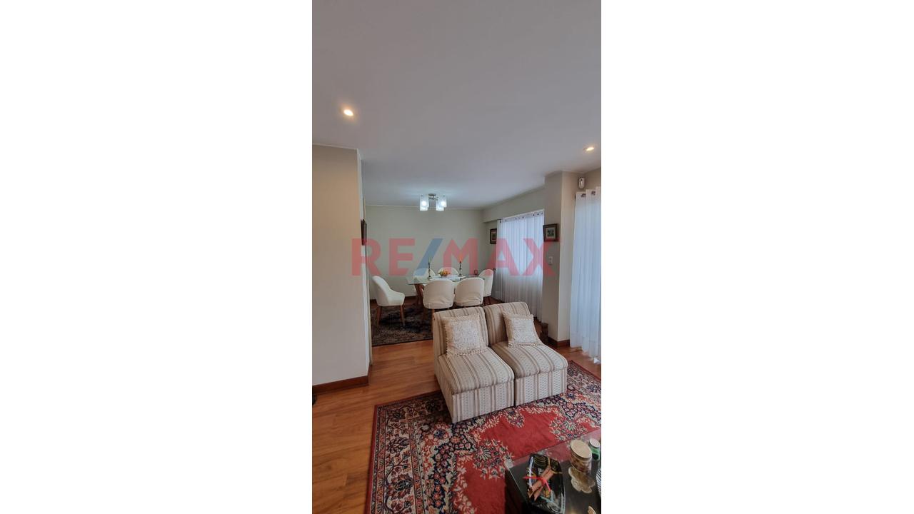 Venta Exclusivo Departamento Triplex En Urb. Higuereta - Surco — foto 2