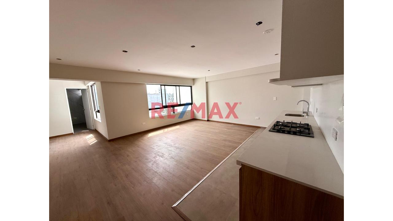 Vendo Departamento Amplio De 93M² En Sucro