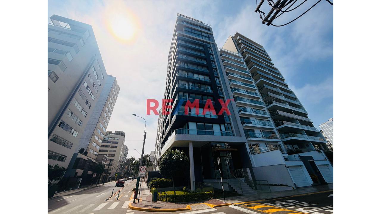 ✨ Exclusivo Flat Frente Al Parque Del Amor – Malecón Balta 🌊