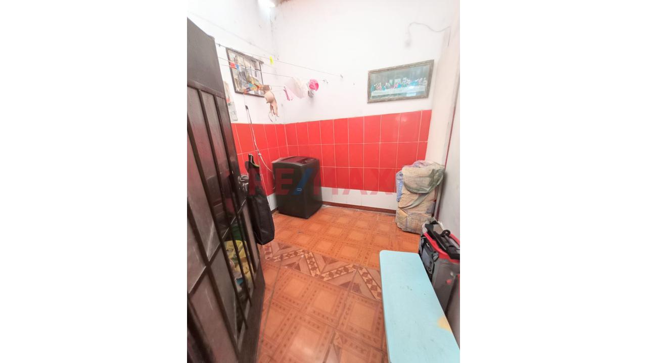 Vendo Casa De 357M² De 4 Pisos - Smp — foto 2