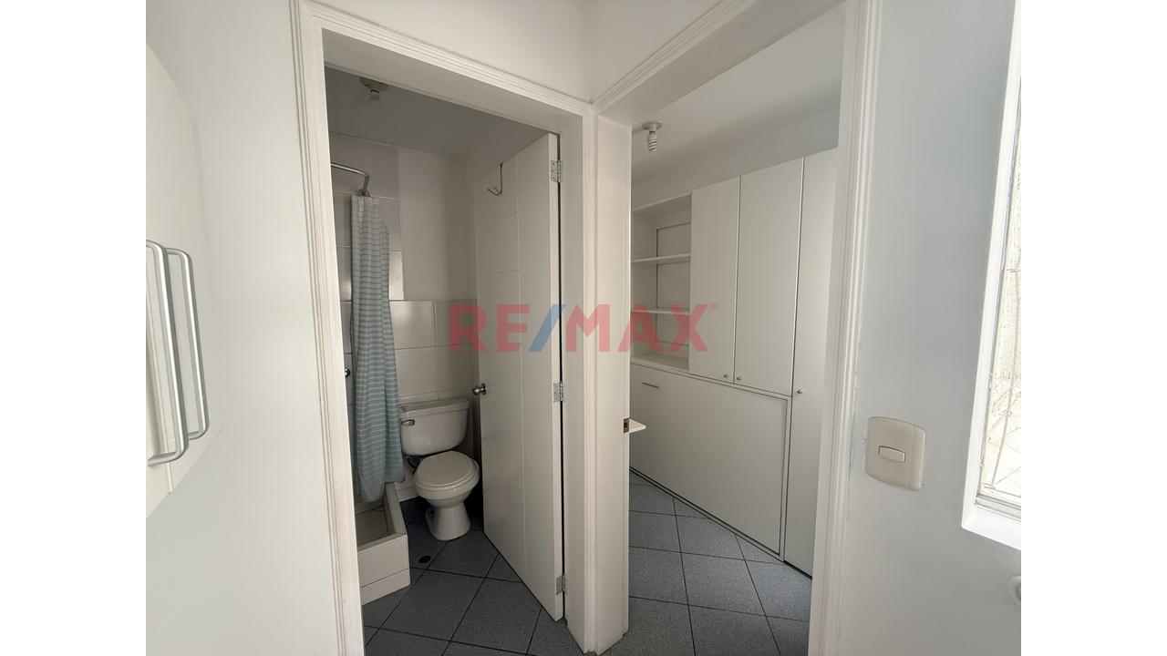 Vendo Espectacular Departamento Flat Con Balcón Y Vista A La Calle – Urb. Higuereta, Surco — foto 15