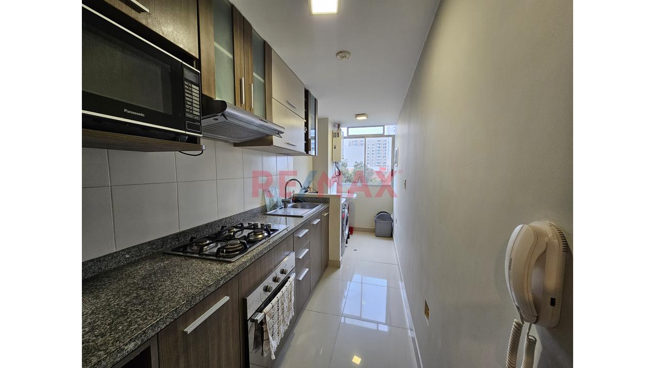 Exclusivo Apartamento Amoblado Con Vista Lateral Al Mar — foto 2