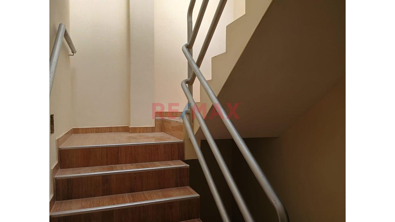 Mini Departamento En Venta 2 Habitaciones Con Servicios Independientes - 4