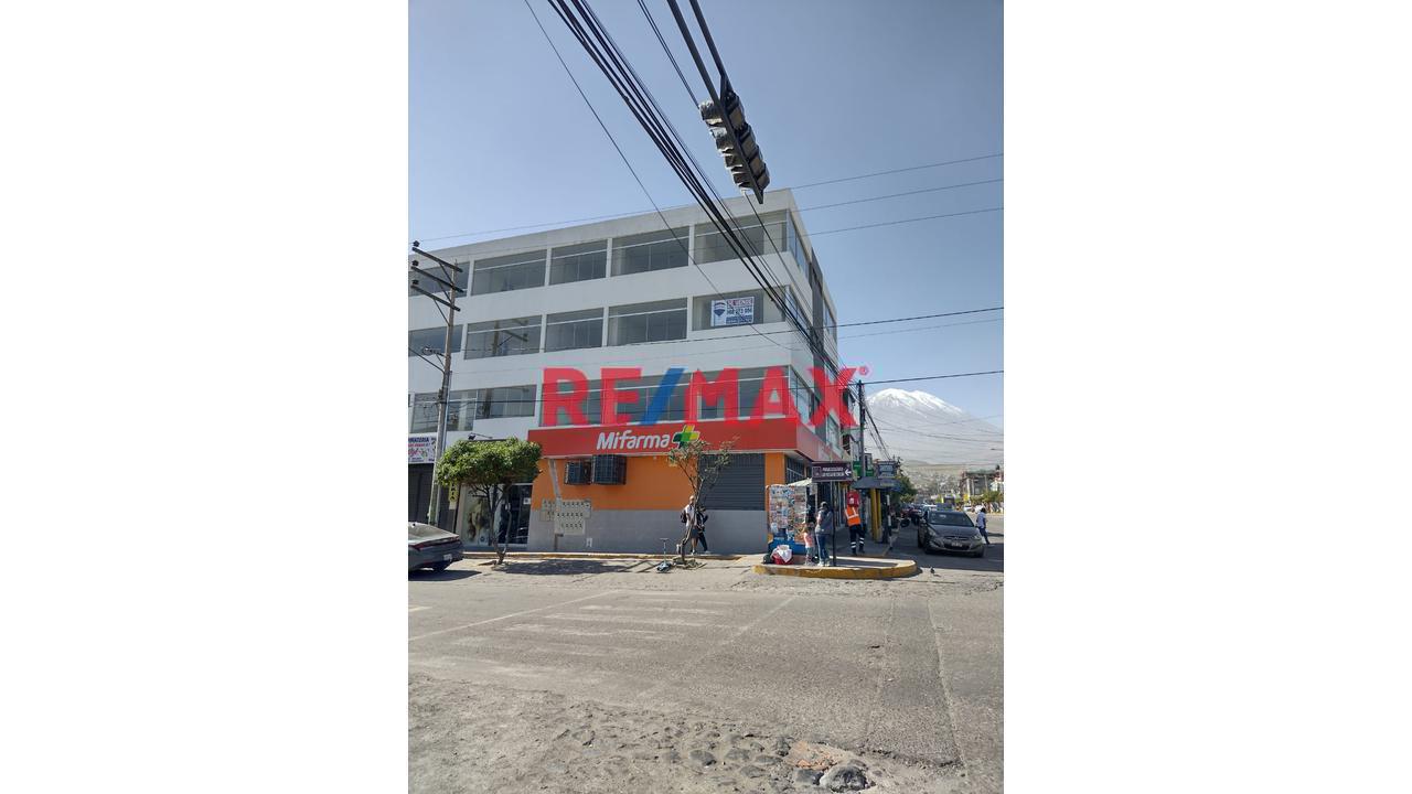 Mini Departamento En Venta 2 Habitaciones Con Servicios Independientes - 1