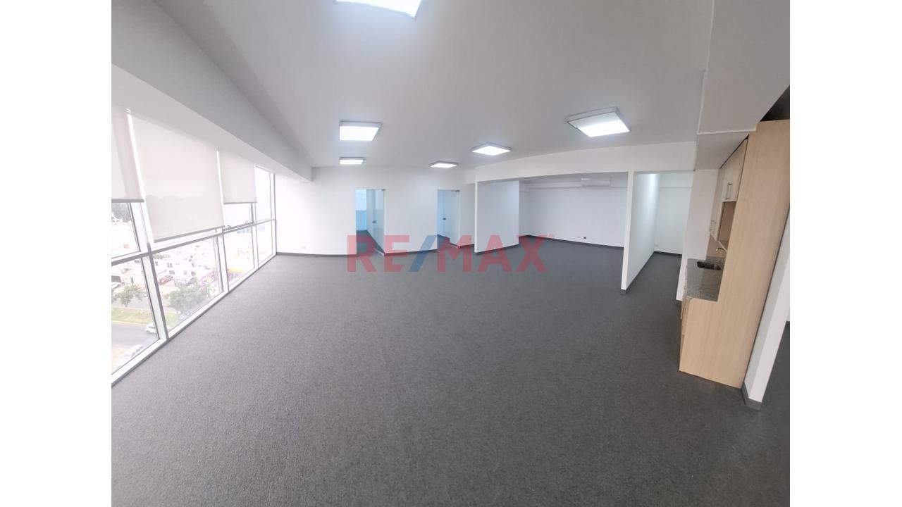 Moderna Oficina Corporativa En Alquiler – Surco — foto 10