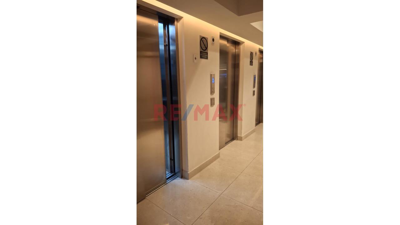 Se Alquila Moderno Y Acogedor Departamentoamoblado En Jesus Maria. — foto 3