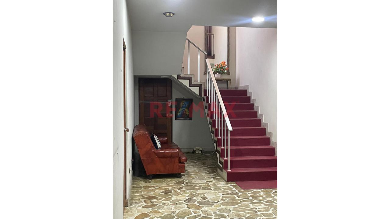 Venta Casa Callao 2 Pisos — foto 4