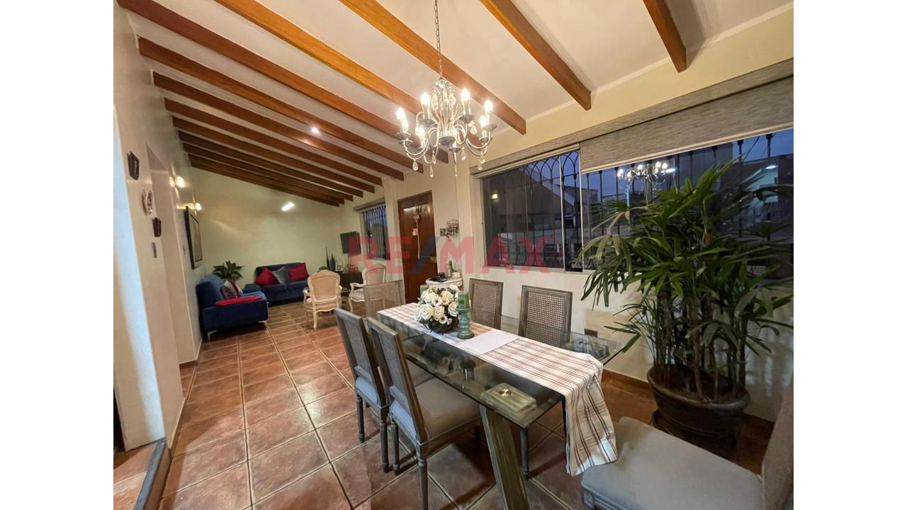 Se Vende Hermoso Duplex En Piso 3 - Salamanca De Monterrico — foto 9